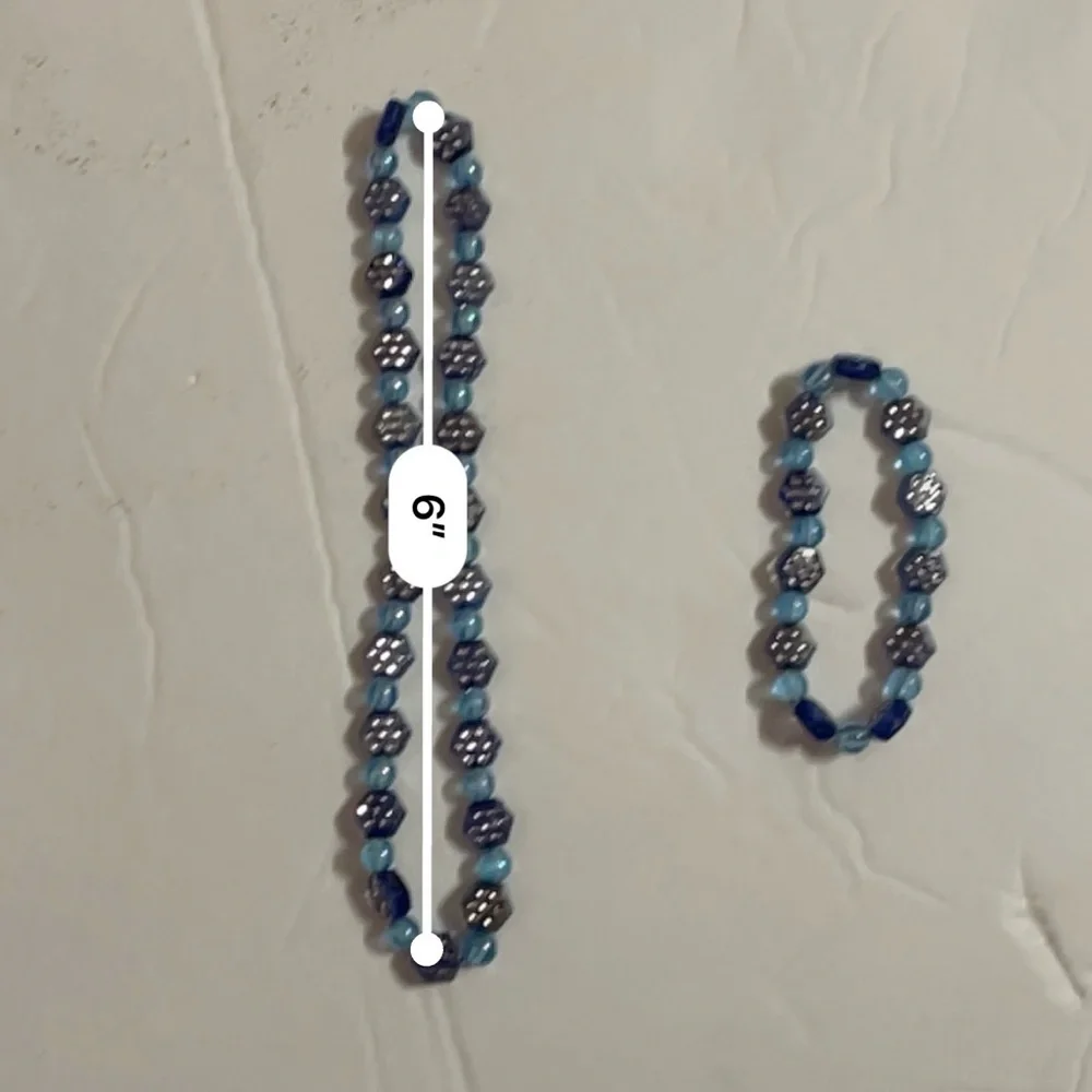 Vintage Stretchable Girls Blue Beaded Necklace and Bracelet